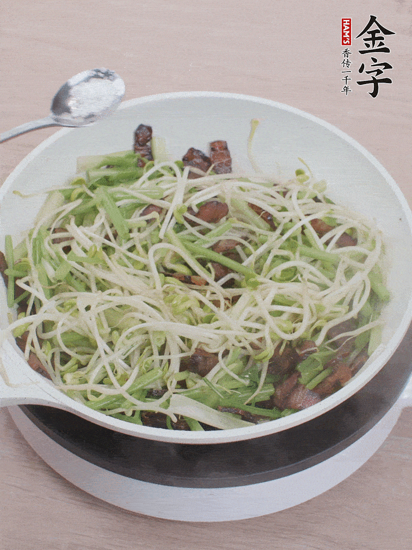 1點鹽、糖調(diào)味。